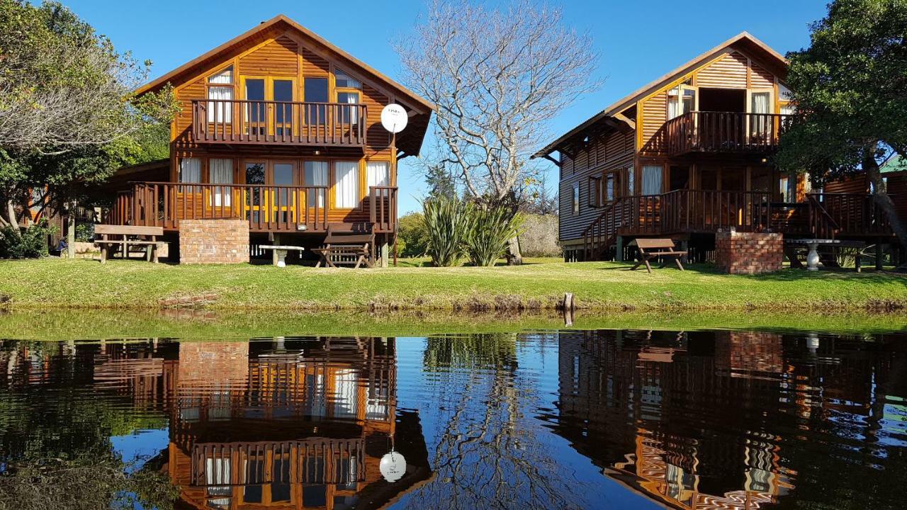 Pirates Creek Self-Catering Chalets ワイルダーネス エクステリア 写真
